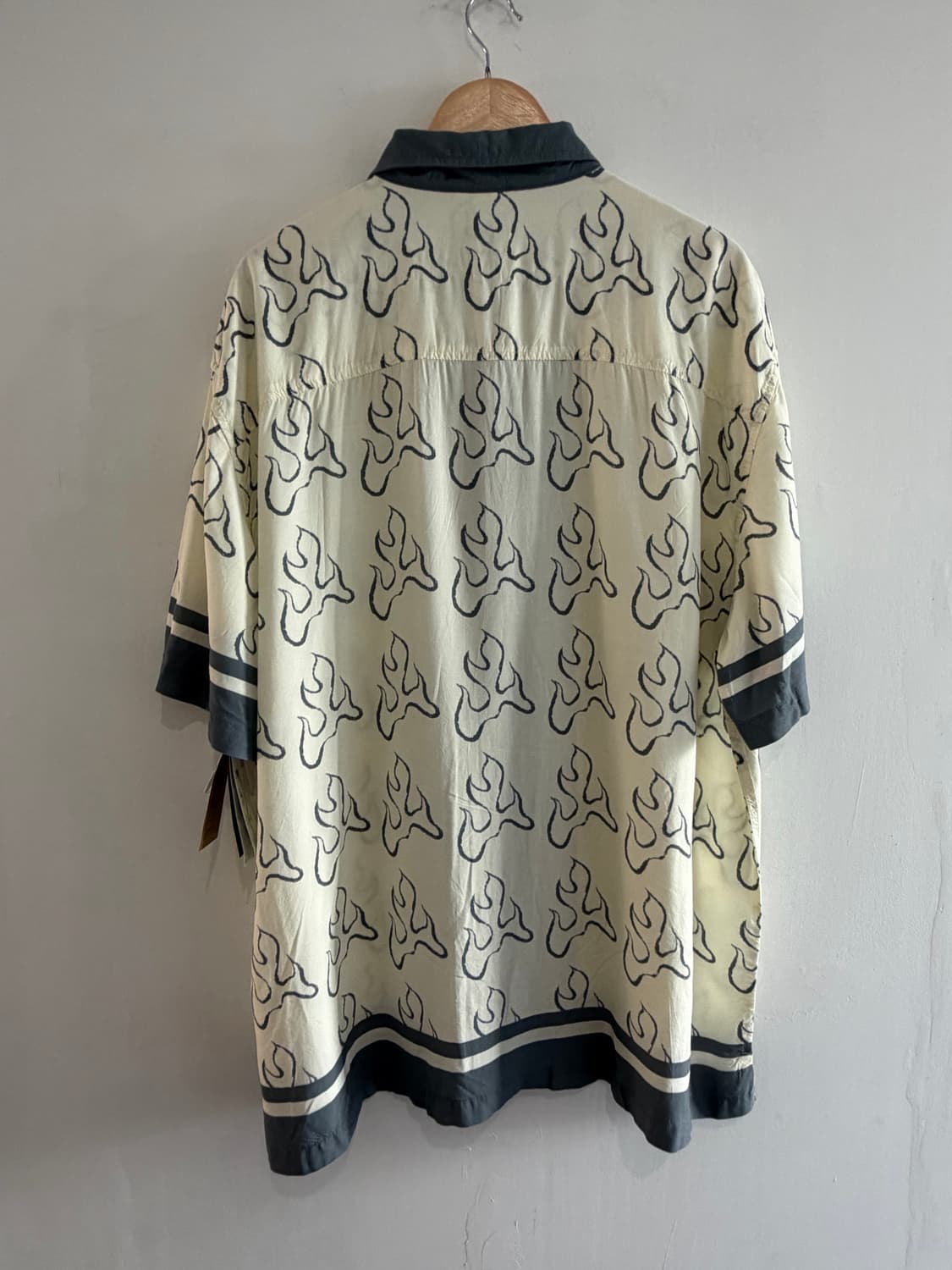 Vans반스 플레임 보더셔츠 상품이미지5