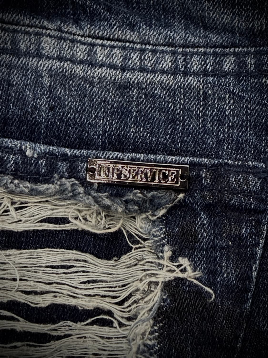 Lip Service 데미지 블루 워싱 블랙 페인팅 데님팬츠 상품이미지7