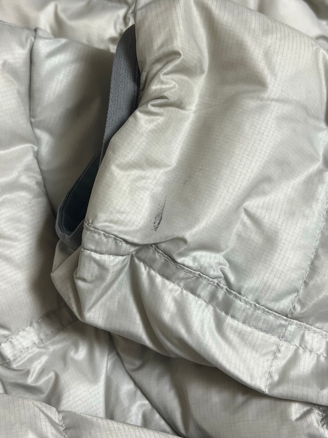 테켓 경량패딩 라이트그레이 상품이미지4