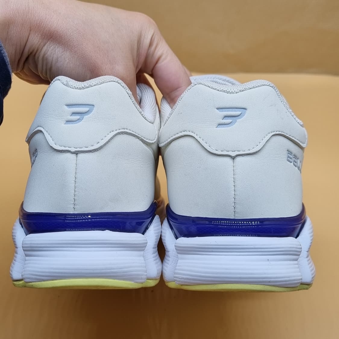 밸롭 티바트 윈트리 여성운동화235-240 상품이미지4