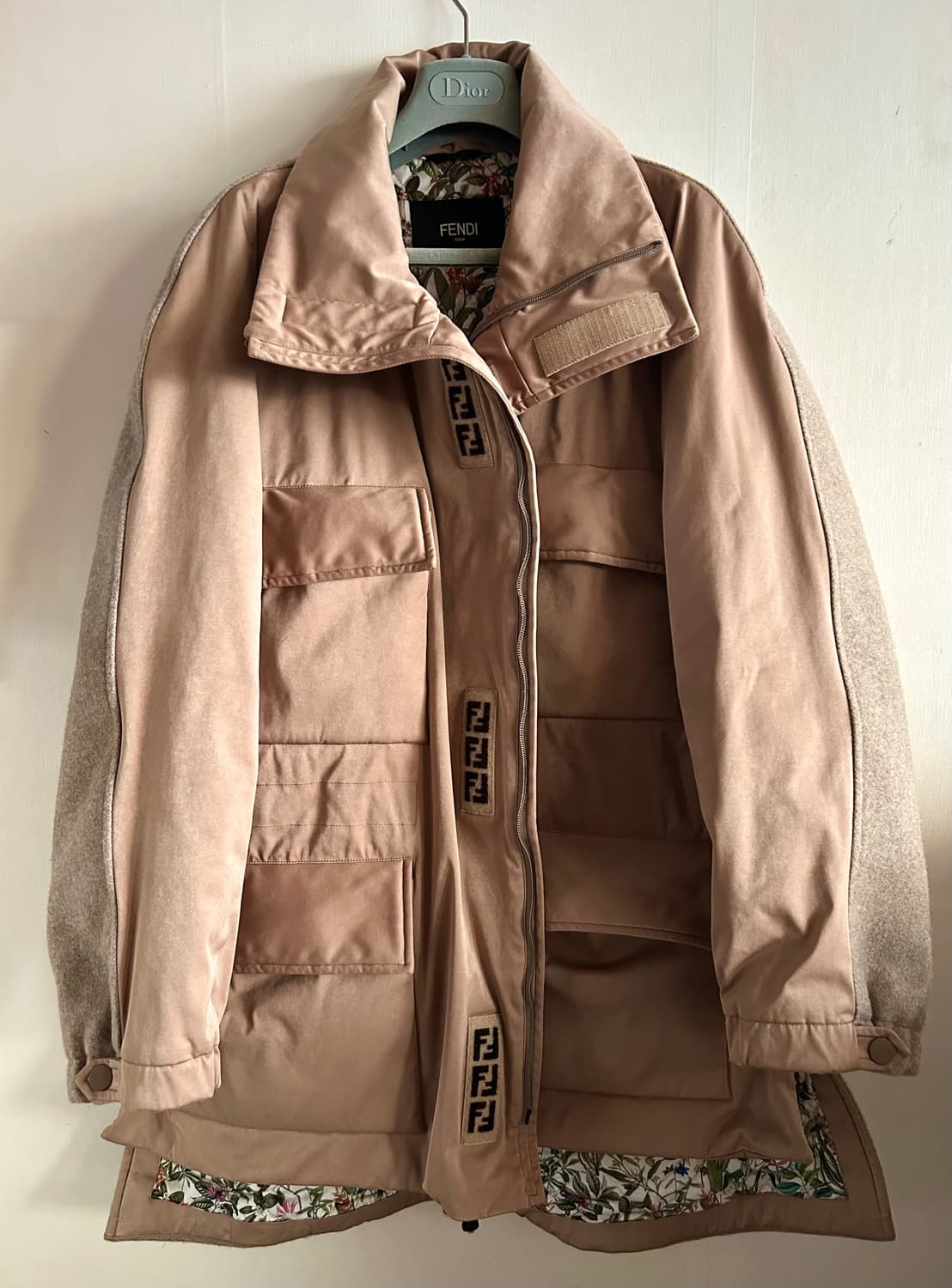 펜디 몰스킨 패딩 상품이미지5