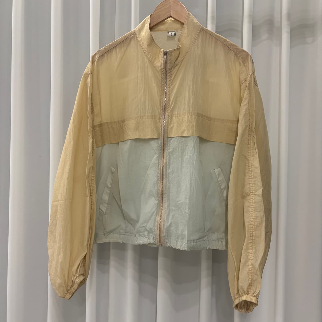 yellow-sky windbraker 상품이미지1