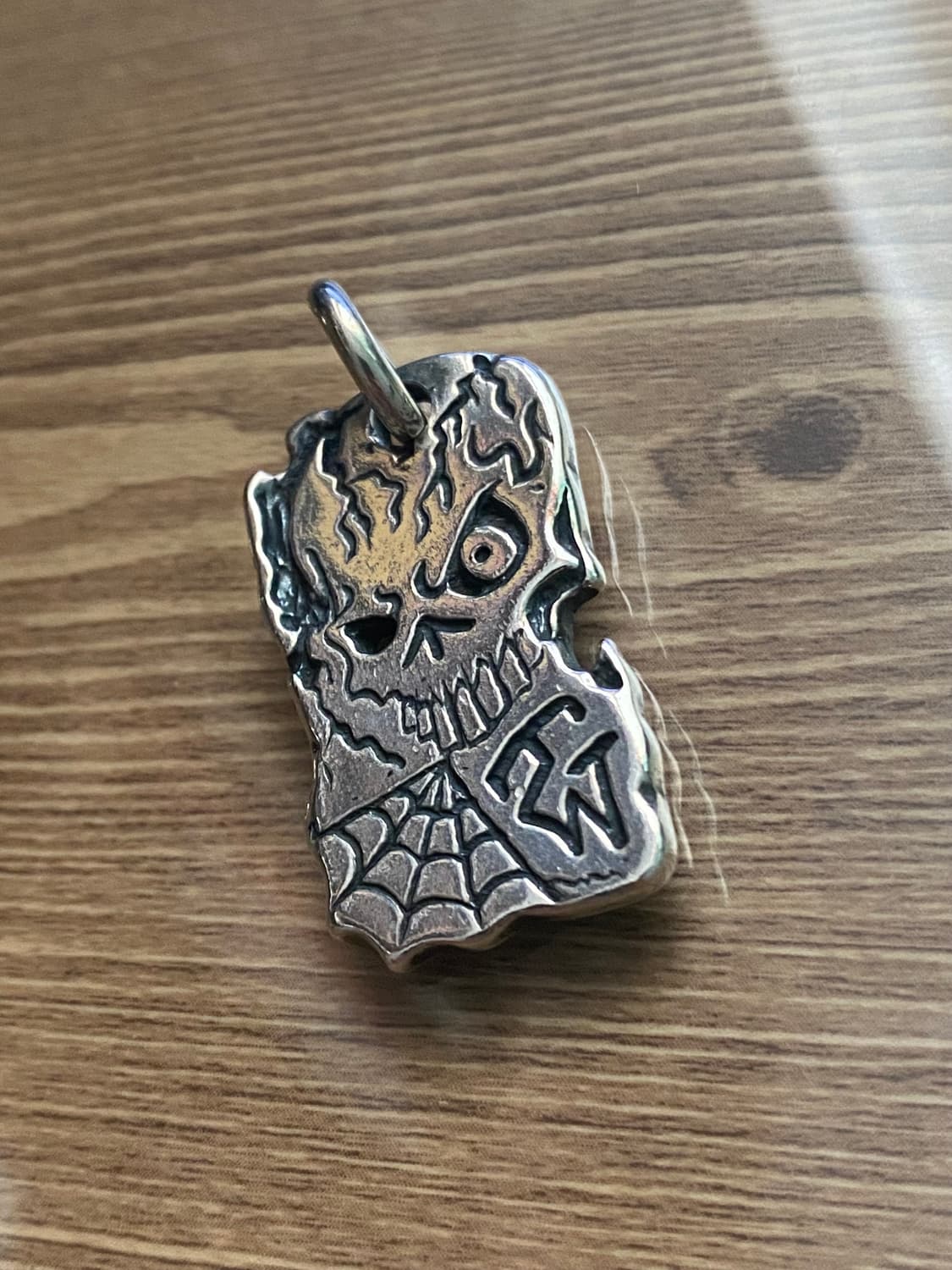 트레비스 워커의 925 실버 도그택 은 펜던트 판매합니다. 상품이미지3