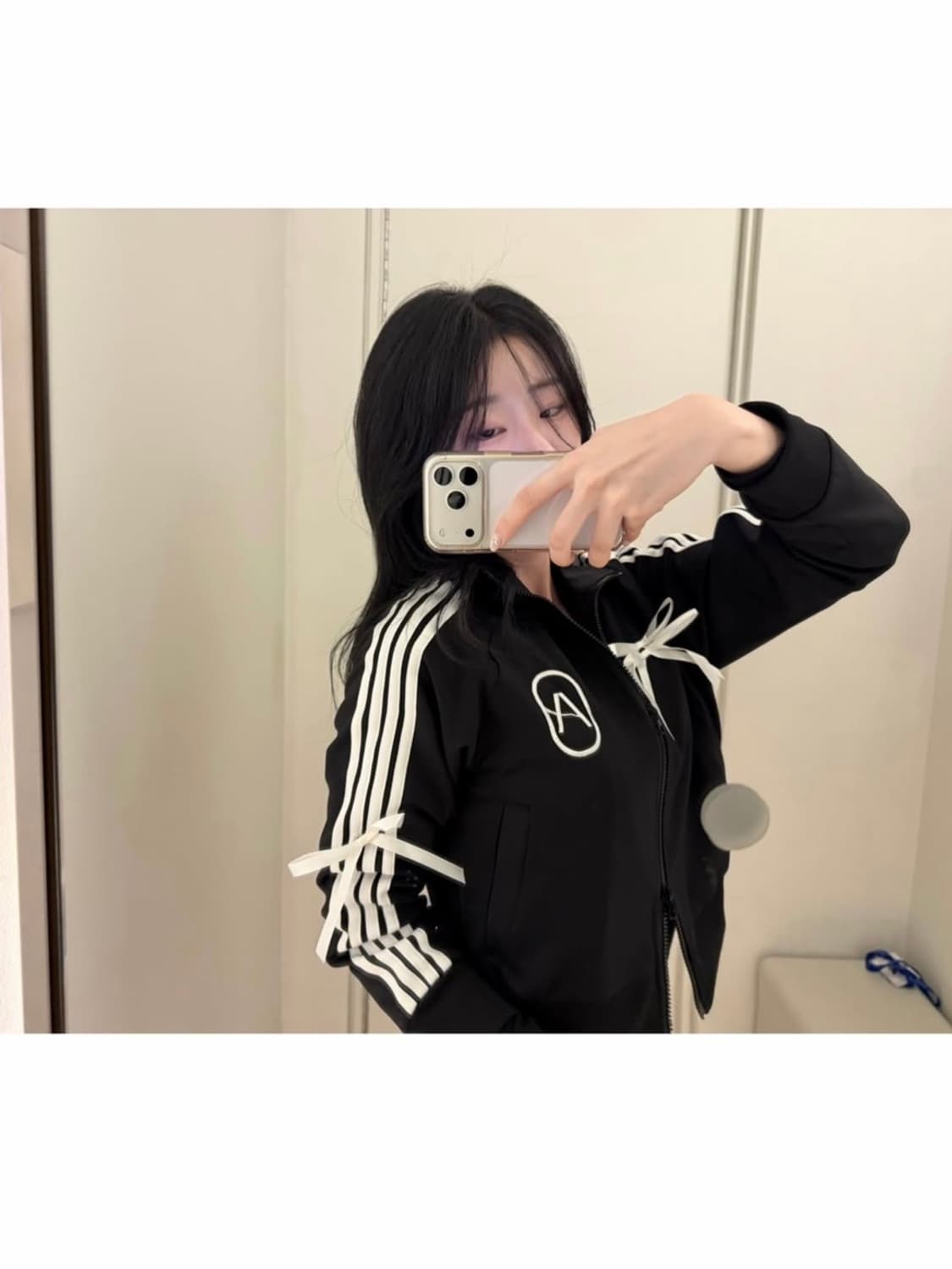 ARI seoul 크롭 리본 트랙탑 (원가10) 상품이미지1