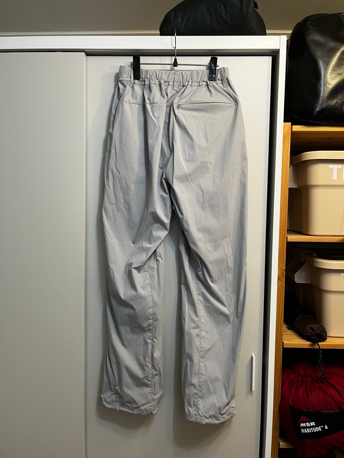 고요웨어 벤틸레이션 커브드 팬츠 등산바지 L 사이즈 팝니다 상품이미지2