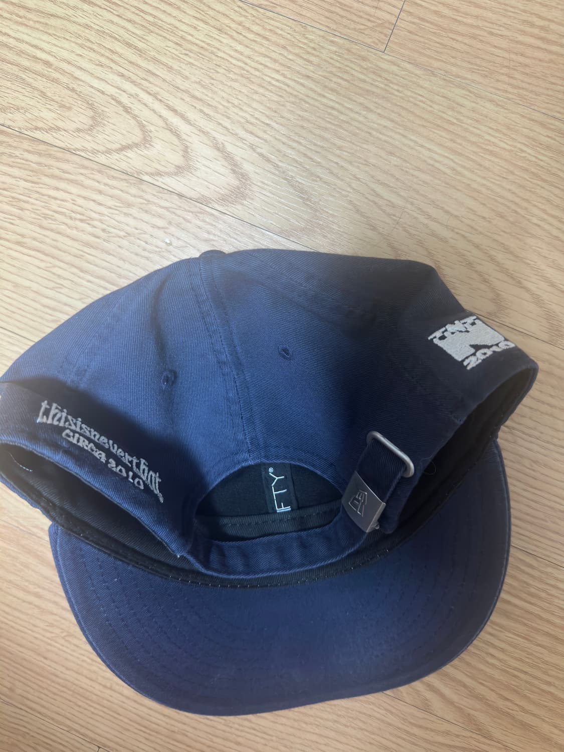 디스이즈네버댓 뉴에라 레트로크라운 네이비 상품이미지2