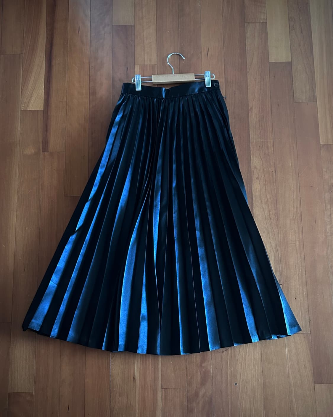 90's Pleats Satin Skirt 상품이미지1
