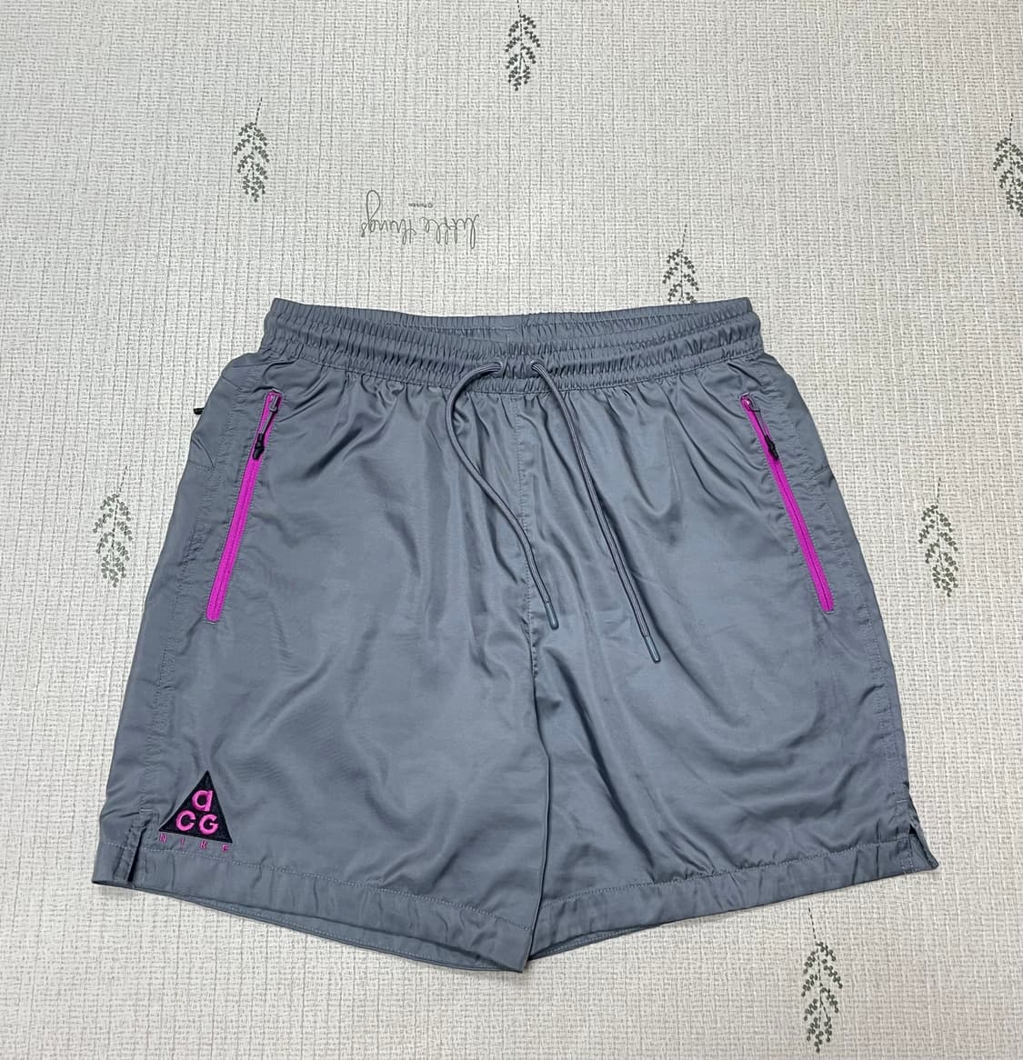 [M] 나이키 acg 우븐쇼츠 그레이 상품이미지1