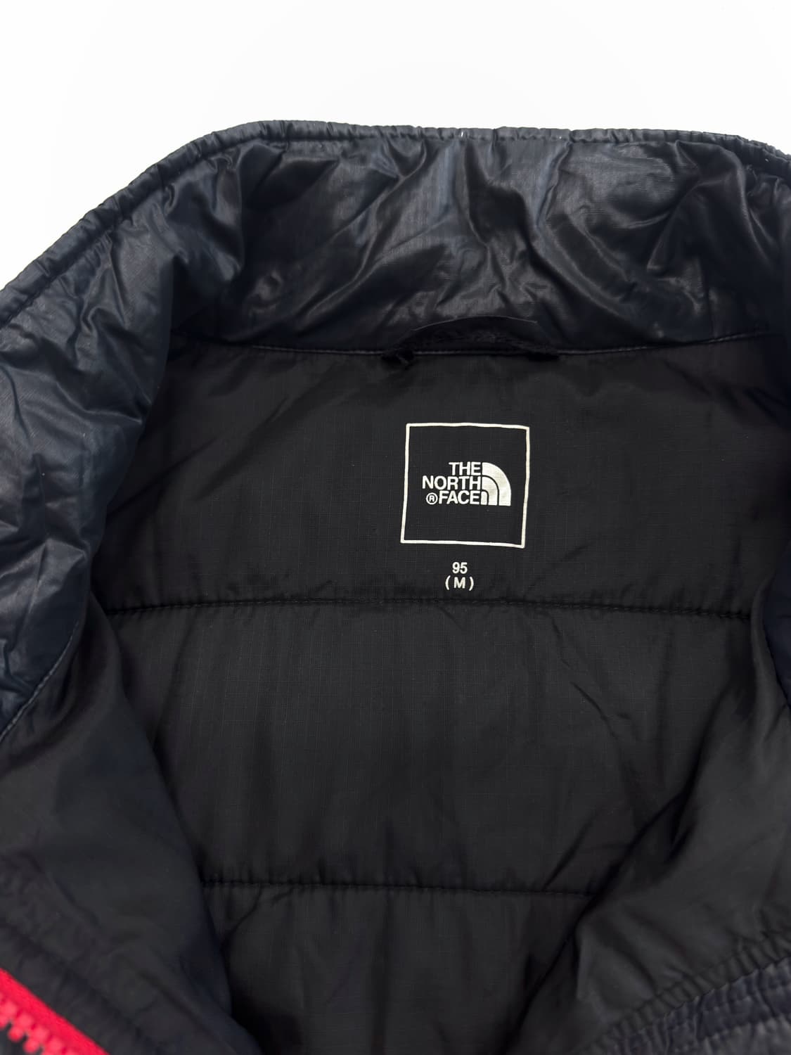 노스페이스 경량패딩 상품이미지4