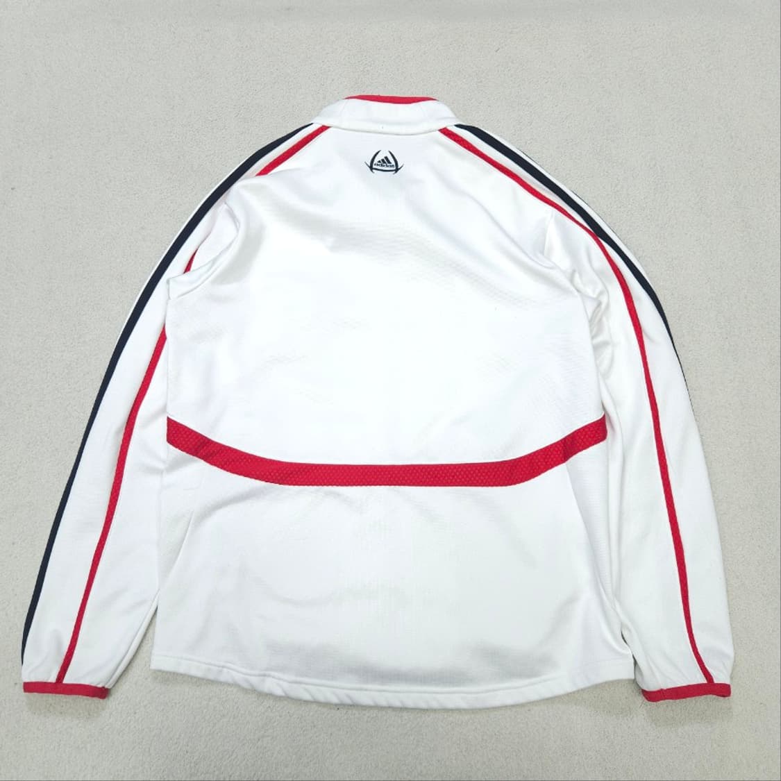 아디다스 화이트 트랙탑 100  상품이미지3