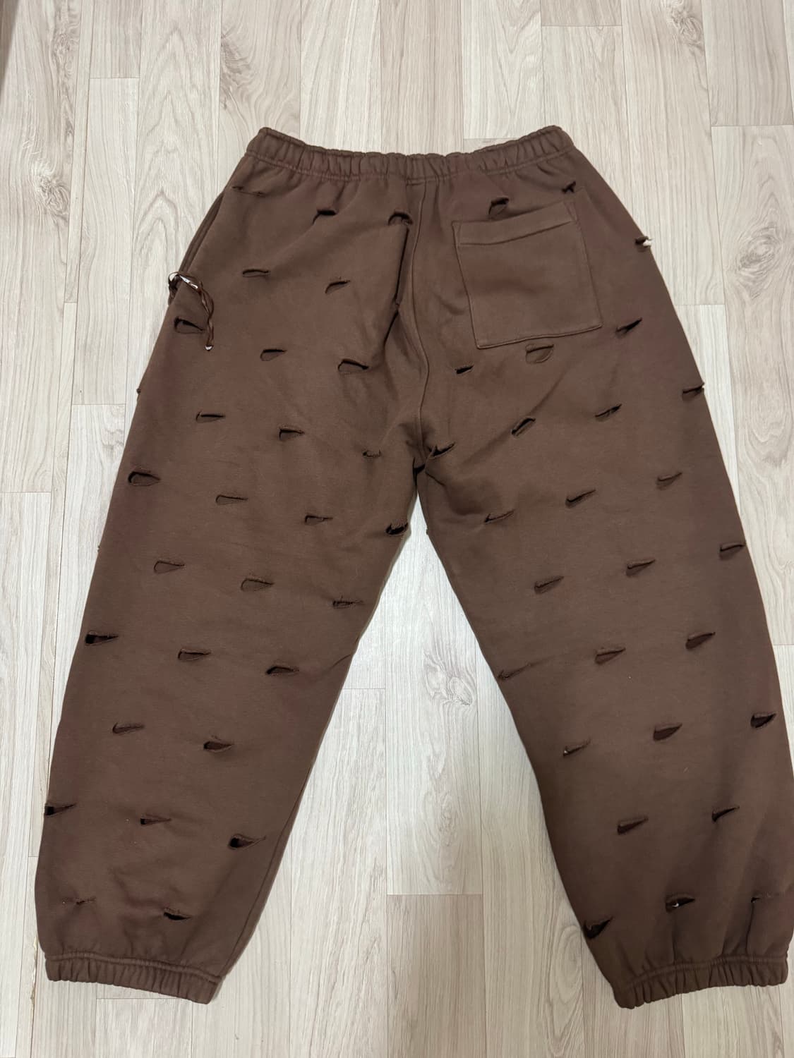 나이키 자크뮈스 브라운 스웻팬츠 상품이미지2