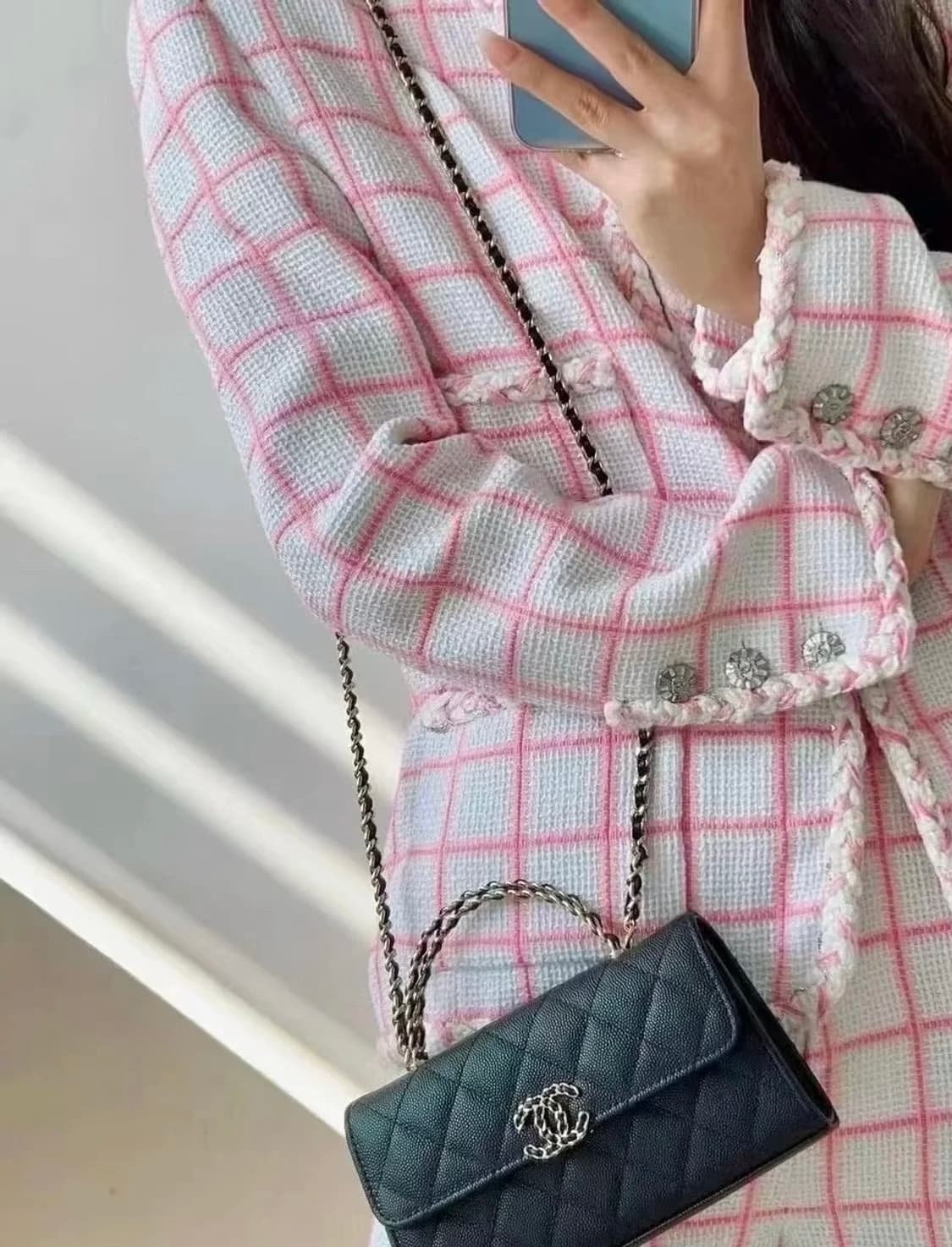 샤넬 뷰티 캐비어 탑핸들 크로스백 상품이미지6