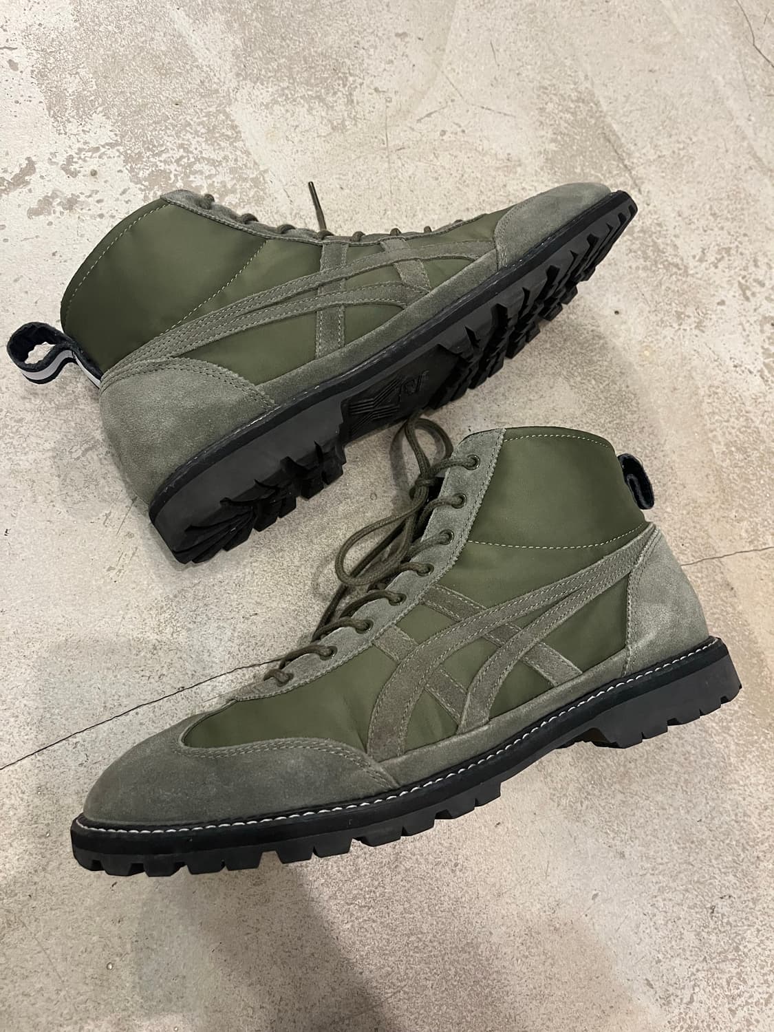 오니츠카타이거  상품이미지2