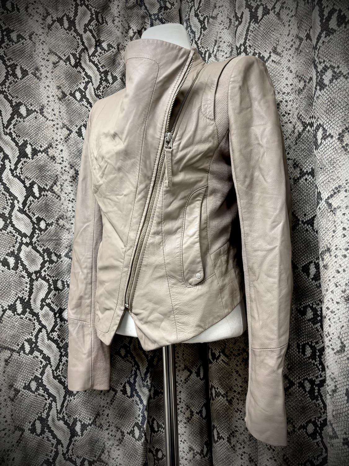  Anne Klein Draped Utility SheepSkin Lea 상품이미지1