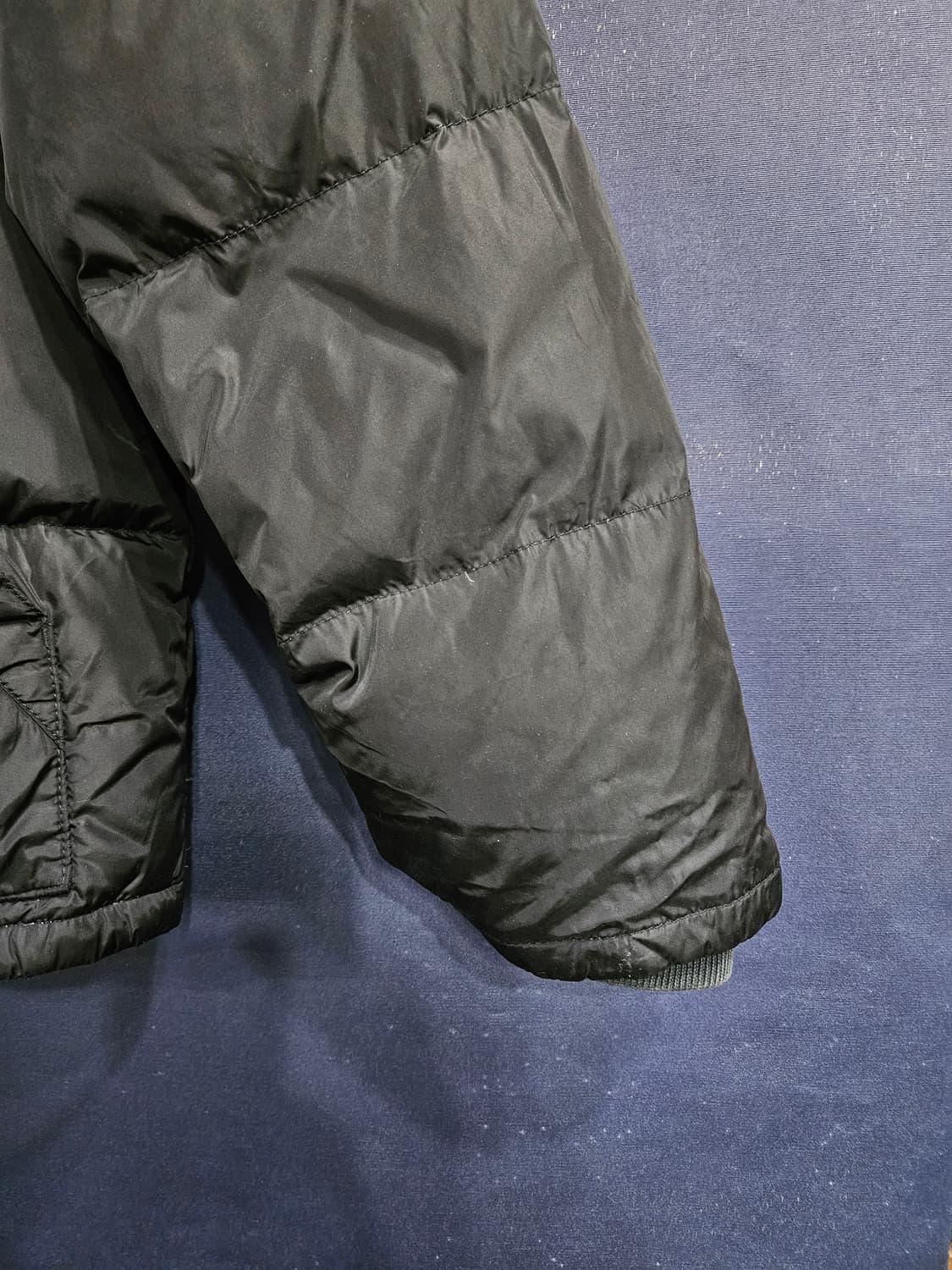 폴로 랄프로렌 블랙컬러 남성 100 다운 숏패딩  상품이미지5