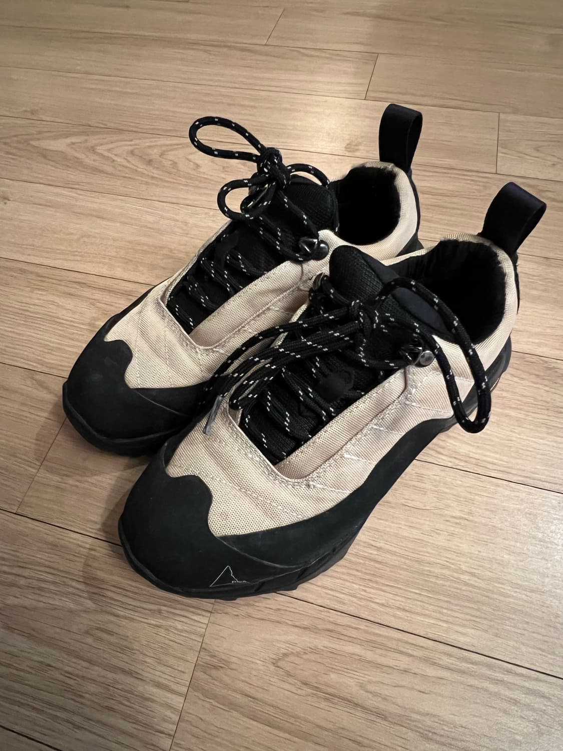 로아 카타리나 37사이즈 상품이미지1