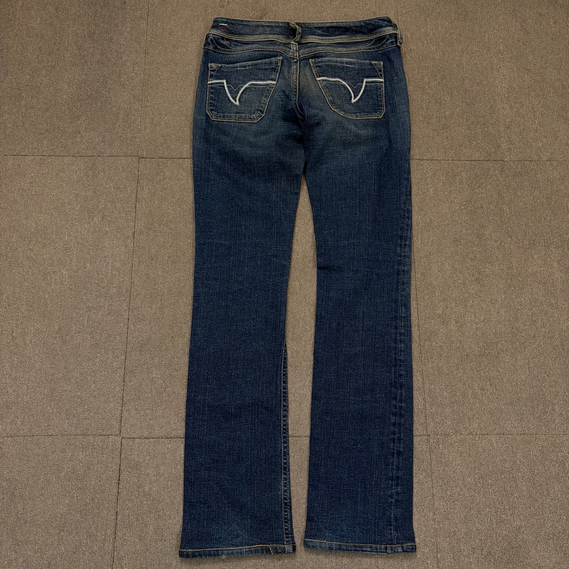 diesel lowky 디젤 우먼스 슬림 로우라이즈 스트레이트 데님  상품이미지5