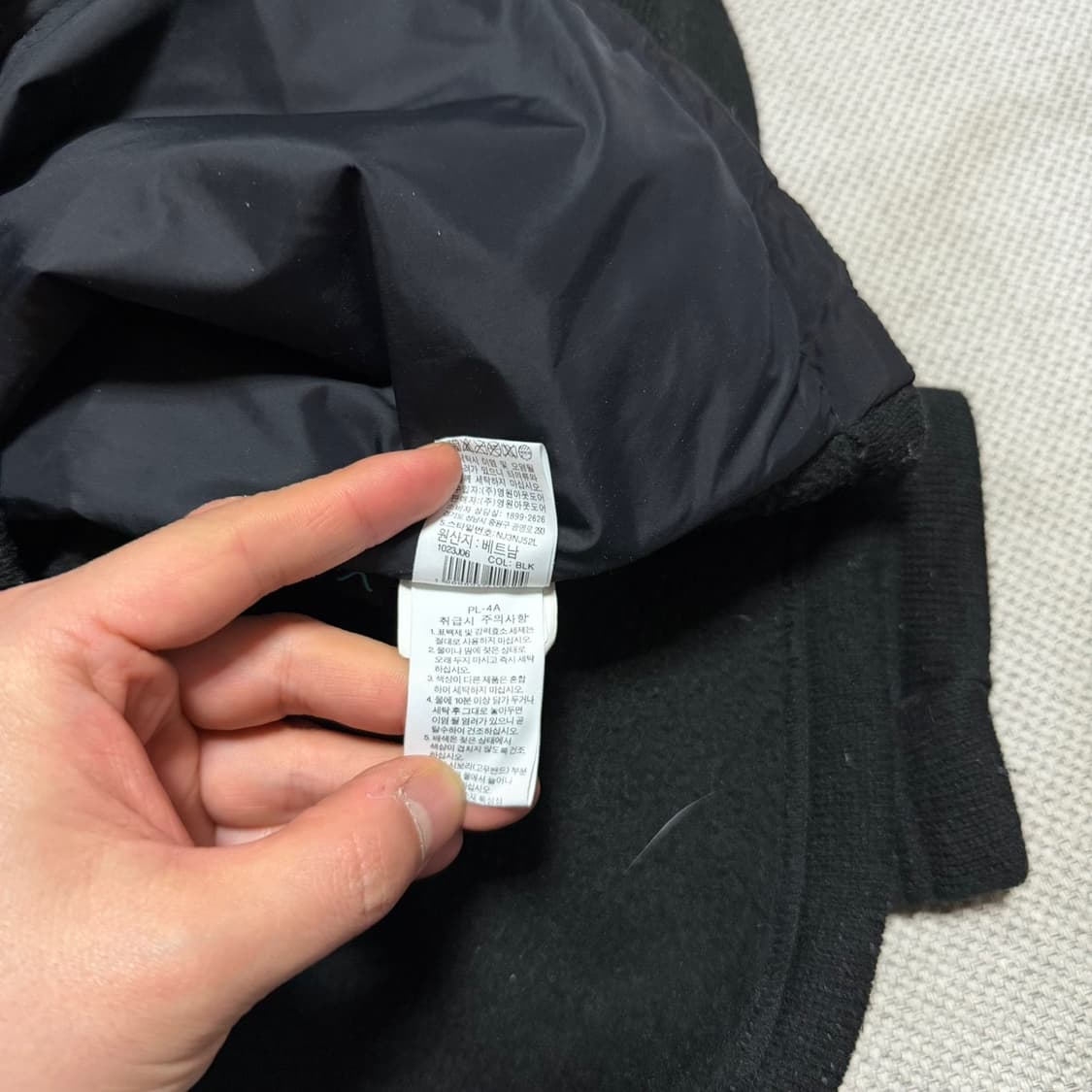 노스페이스 V-motion 니트 경량패딩 상품이미지5