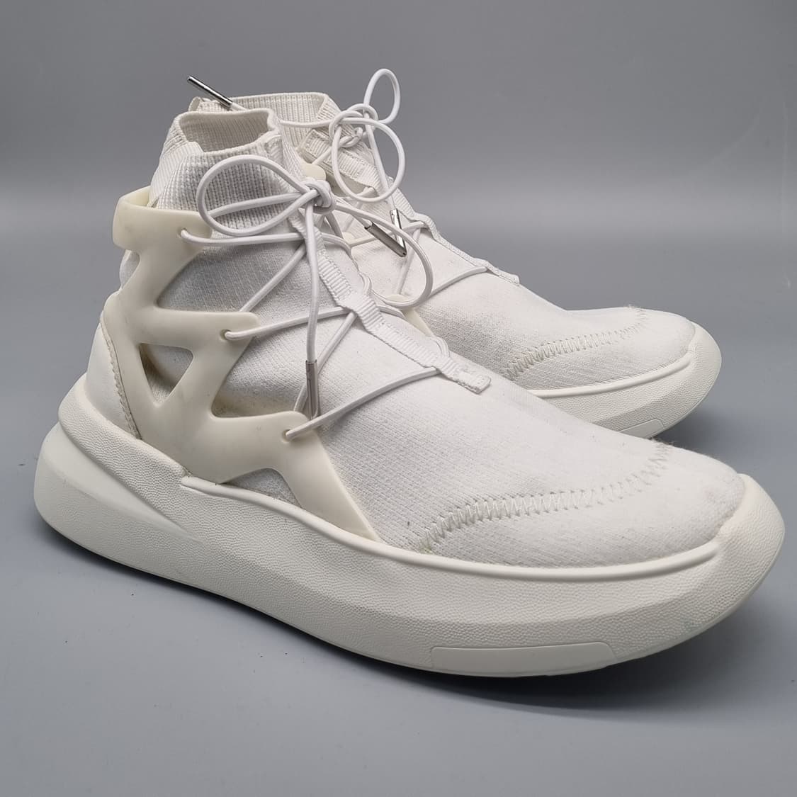 아키클래식 팬텀화이트 여성미드235 상품이미지1