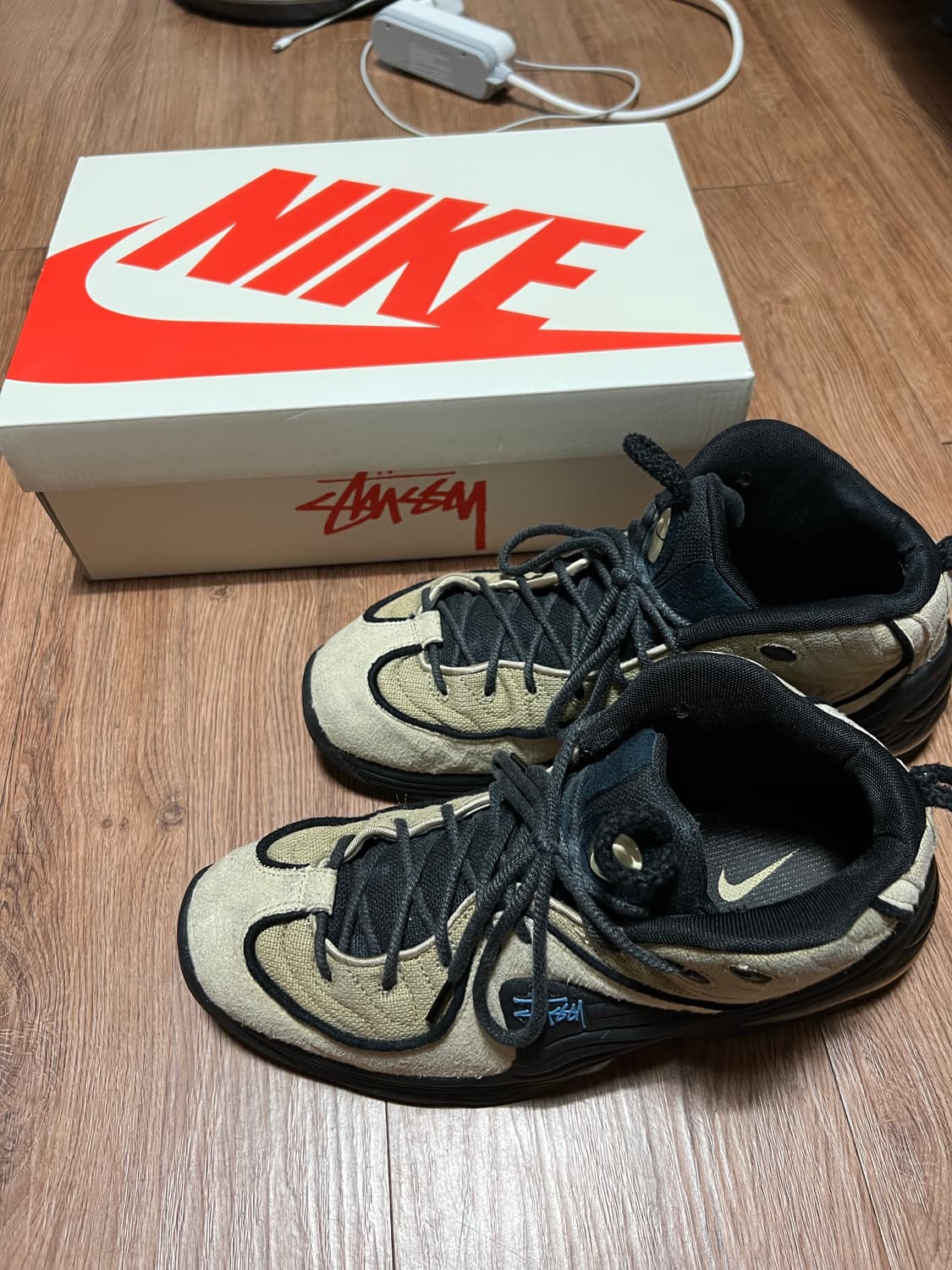 나이키 스투시 에어페니2 라임스톤 285 상품이미지1