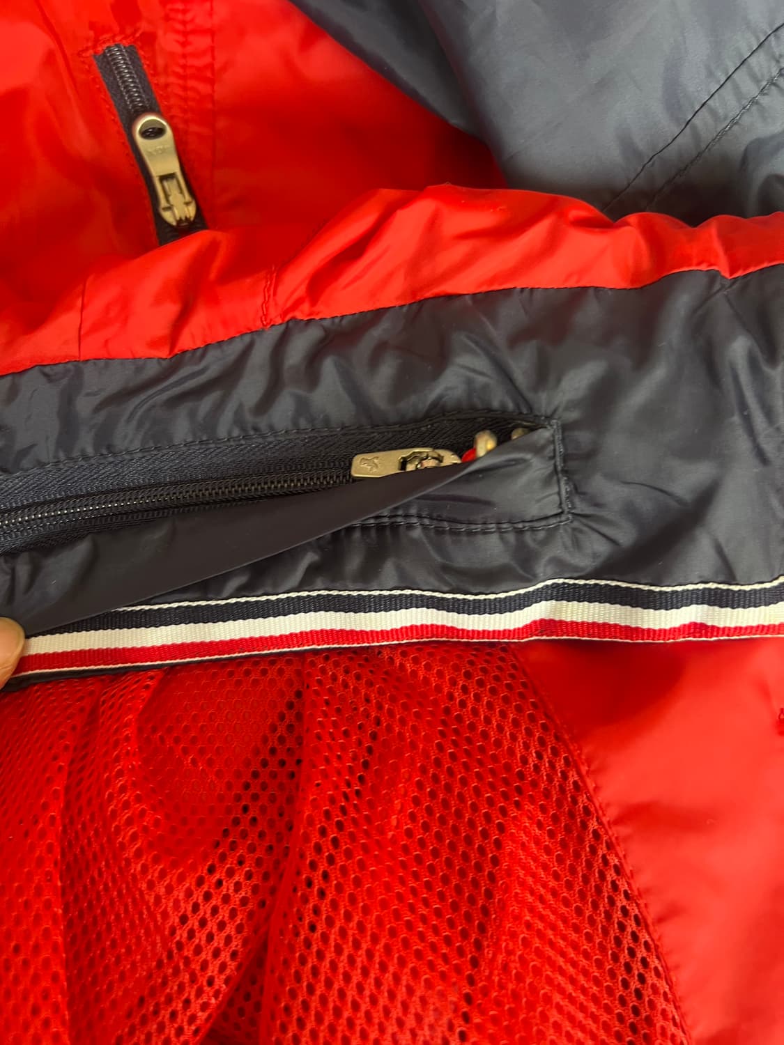 제이디엑스 JDX 남성 레드 바람막이 골프집업점퍼

 상품이미지5