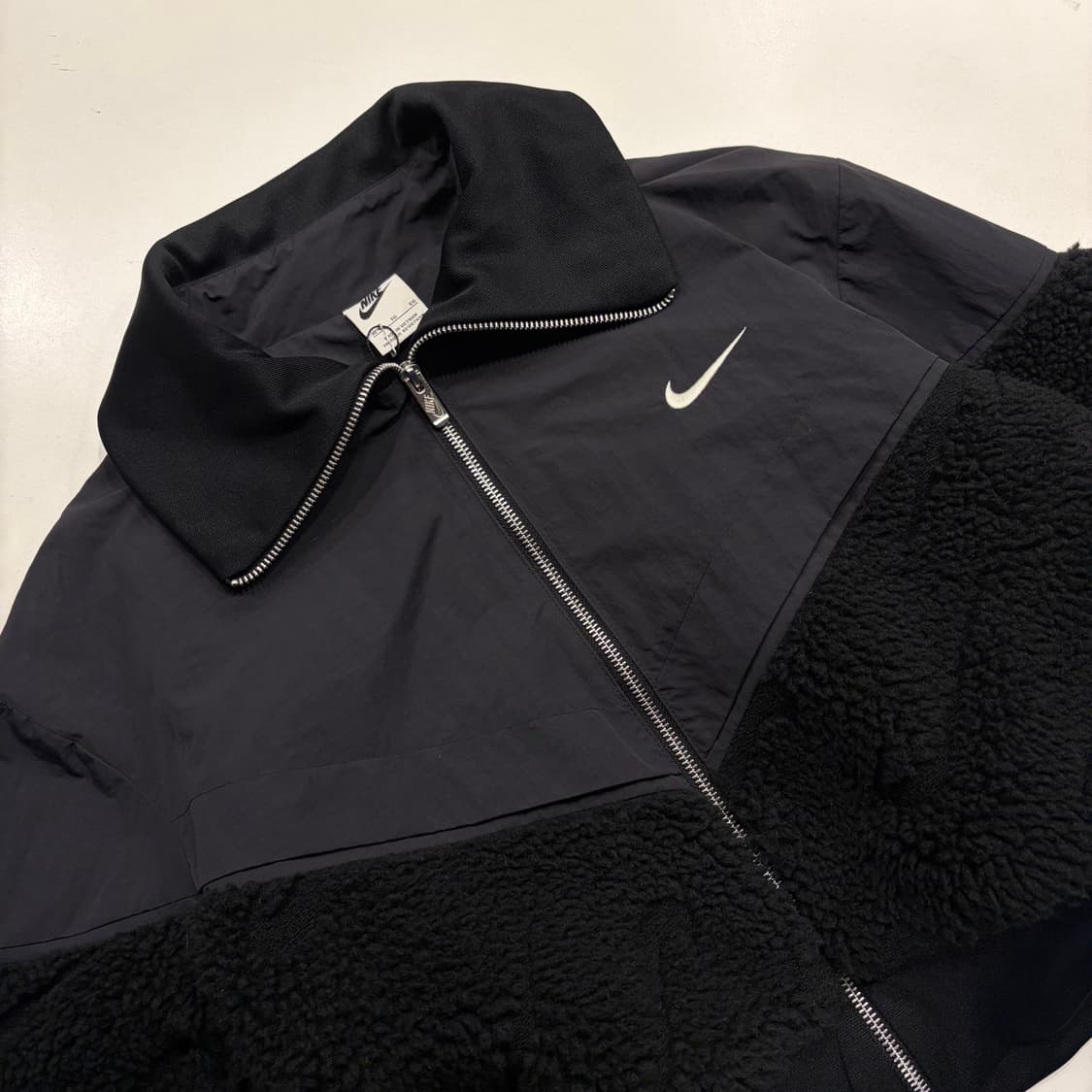 [XL] 나이키 우먼 크롭 봄버 블랙 뽀글이 플리스 후리스 자켓 C404 상품이미지3