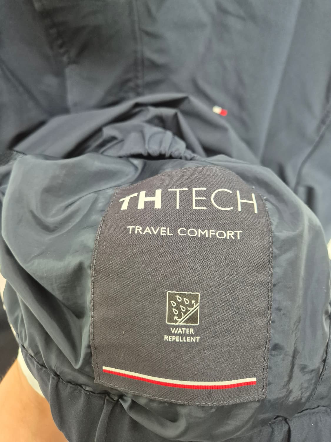 타미힐피거 하이넥 바람막이 자켓 상품이미지4