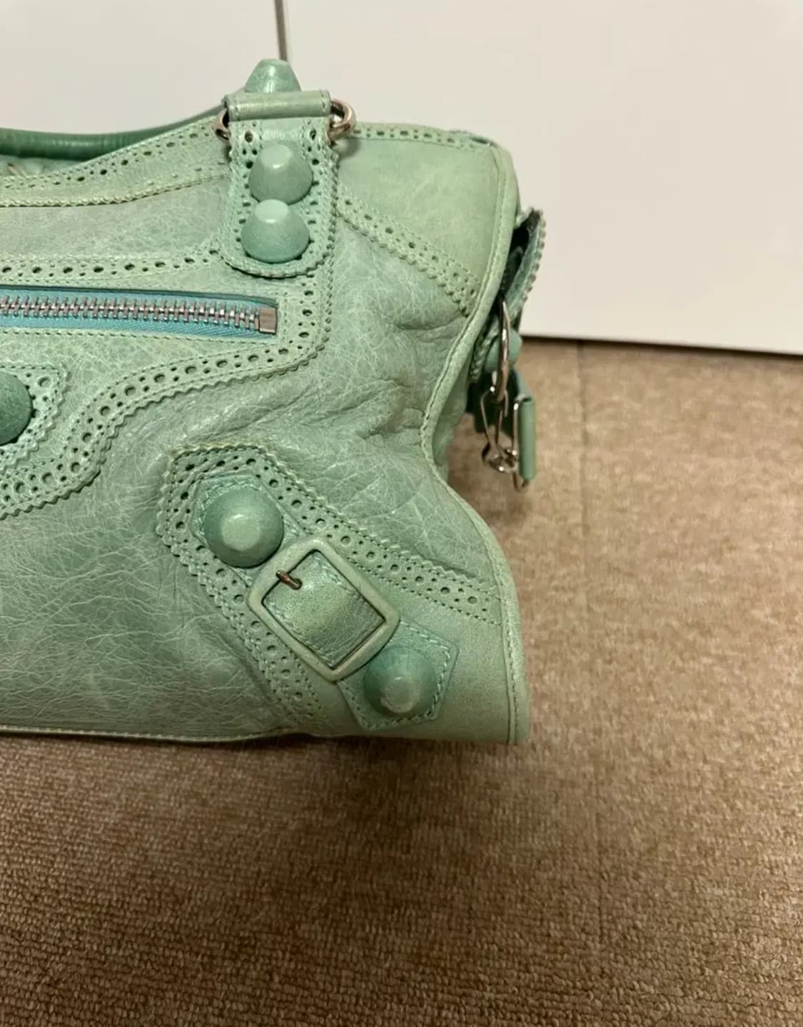 발렌시아가 민트 모터백 커버징 한정판 상품이미지4