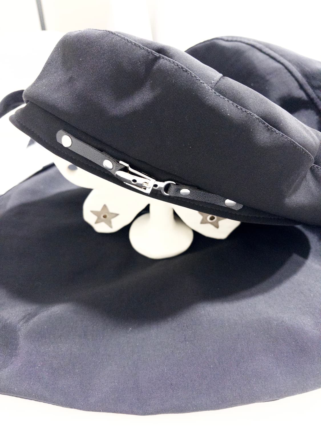 [새상품] 벨티드 버클 코튼 베레모 / 블랙 상품이미지2