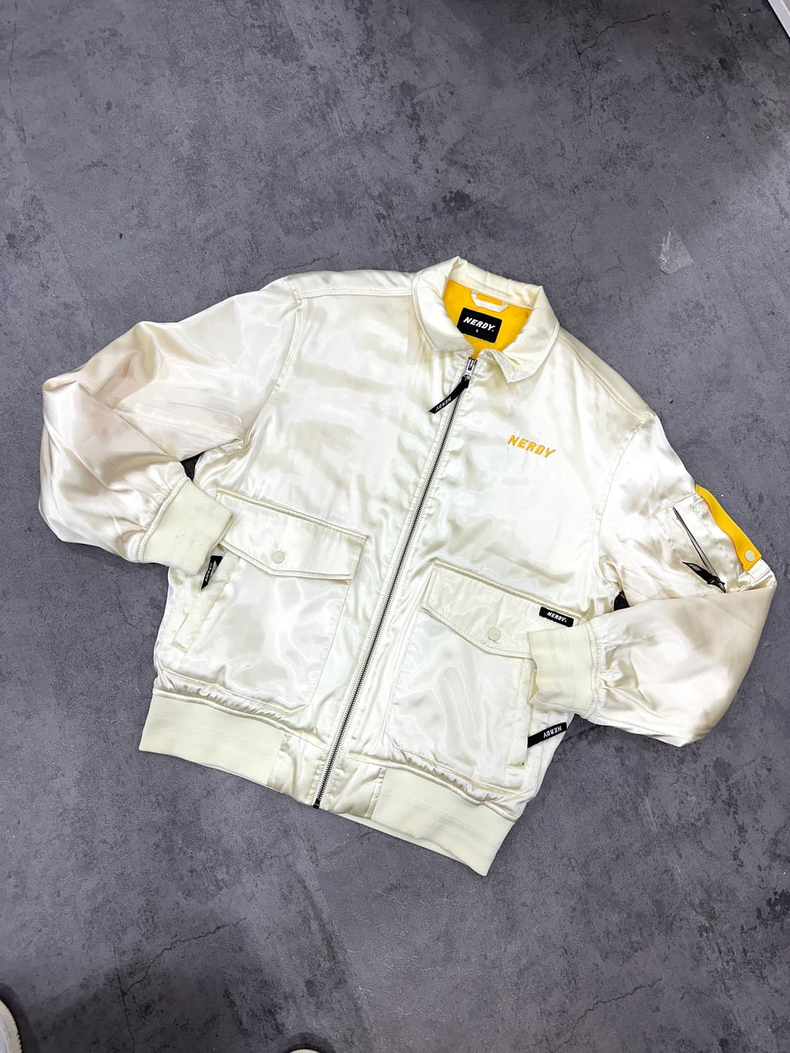 널디 누빔자켓S 상품이미지4