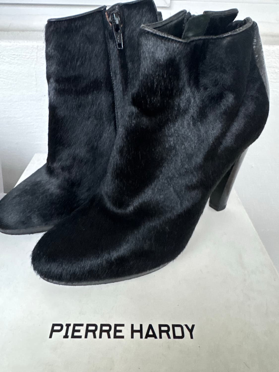 [36.5/240] 프랑스구매 피에르 하디 블랙 앵클부츠 상품이미지1