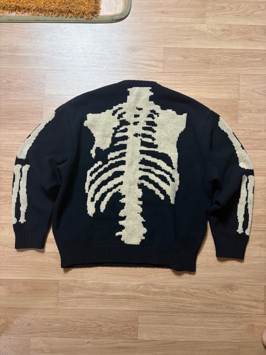 (1)캐피탈 울 본 니트 크루넥 상품이미지1