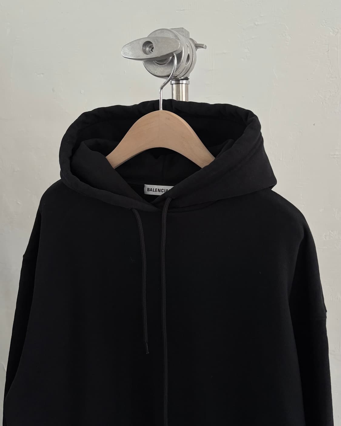 Balenciaga 발렌시아가 블랙 백로고 후드티 상품이미지5