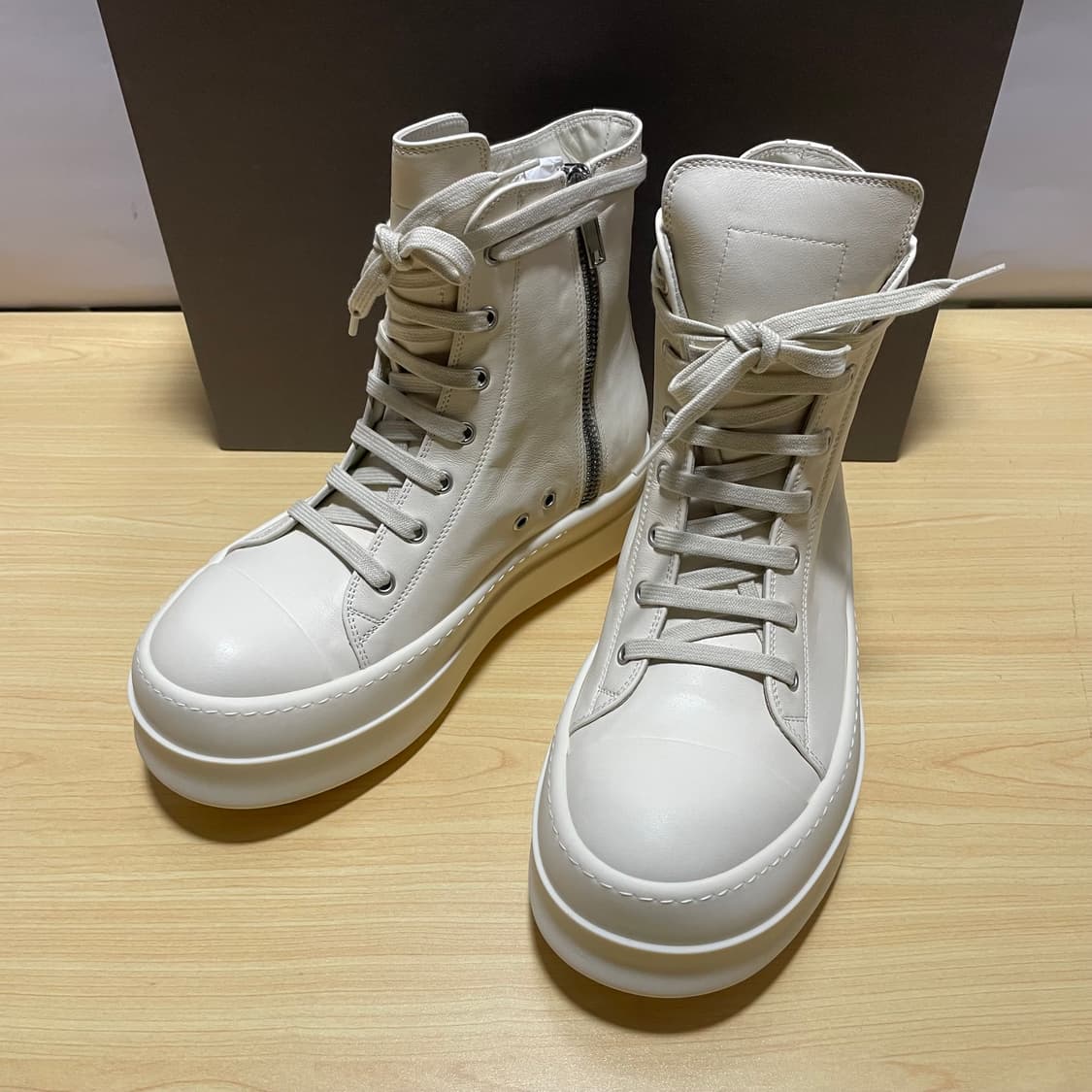 [40] 릭오웬스 라몬즈 메가범퍼 밀크 25FW 상품이미지2