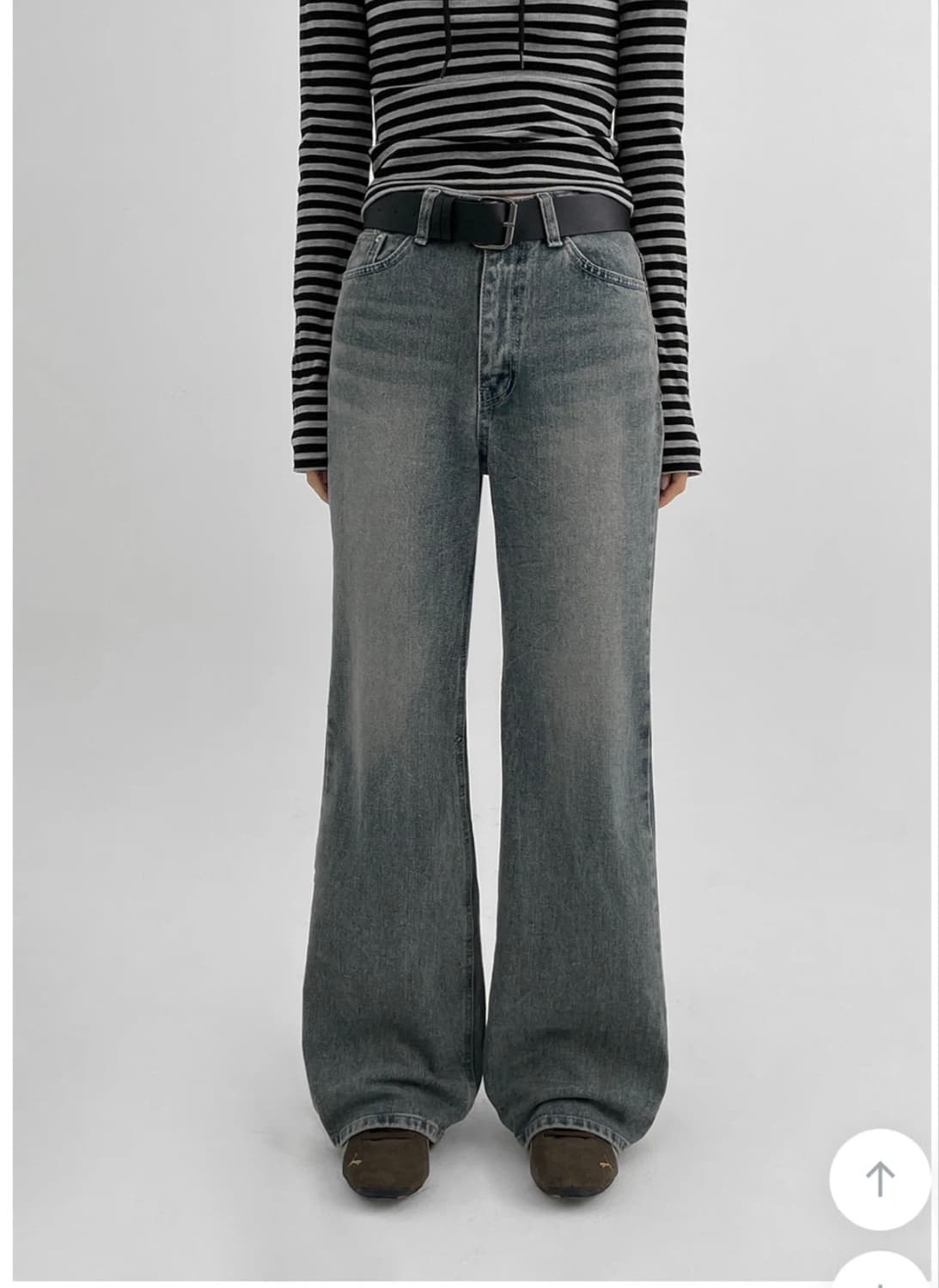 블랙업 샤타링 와이드 부츠컷 데님팬츠 m 상품이미지1