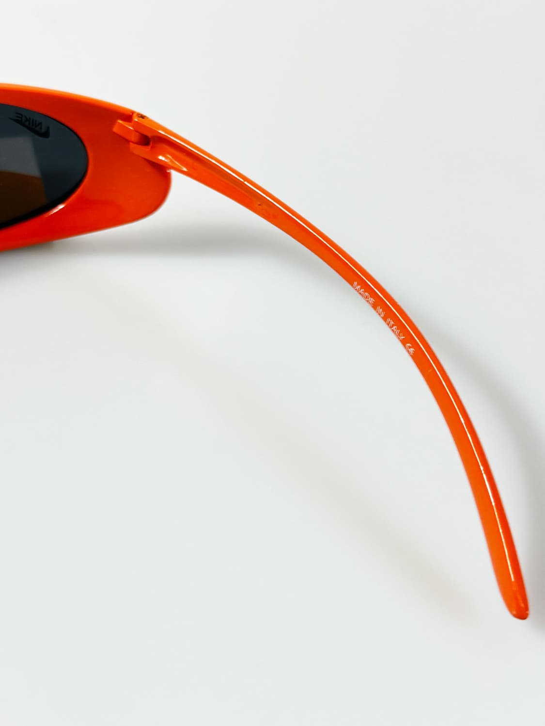 나이키 오렌지 오벌 스포티 프레임 빈티지 선글라스 상품이미지6