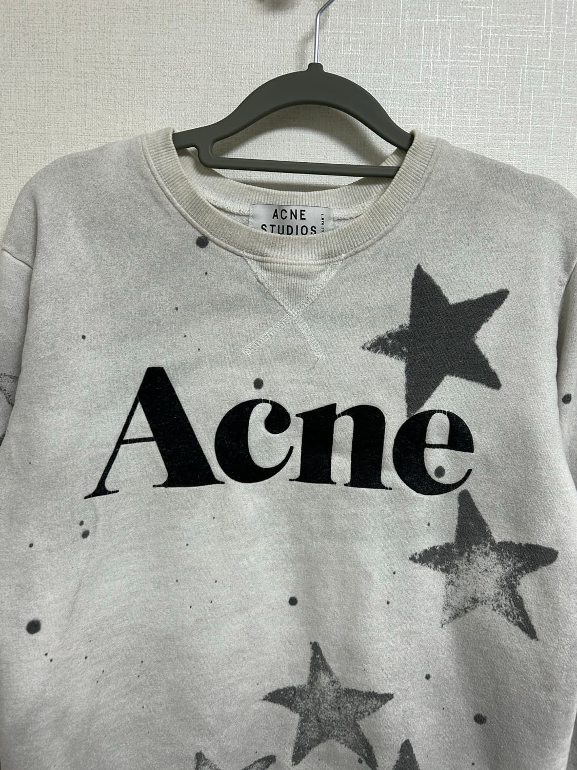 아크네스튜디오 맨투맨 스웻셔츠 상품이미지1