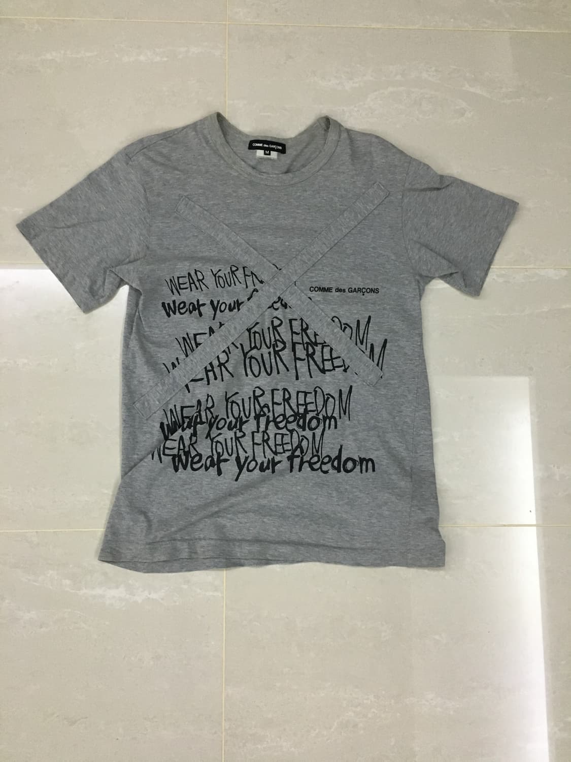 꼼데가르송 프리덤 티셔츠  상품이미지3