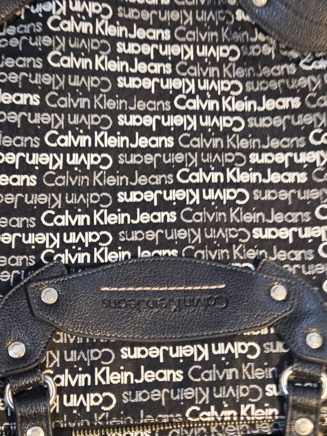 캘빈클라인 진스(Calvin Klein Jeans) 올오버 로고 토트백 상품이미지7