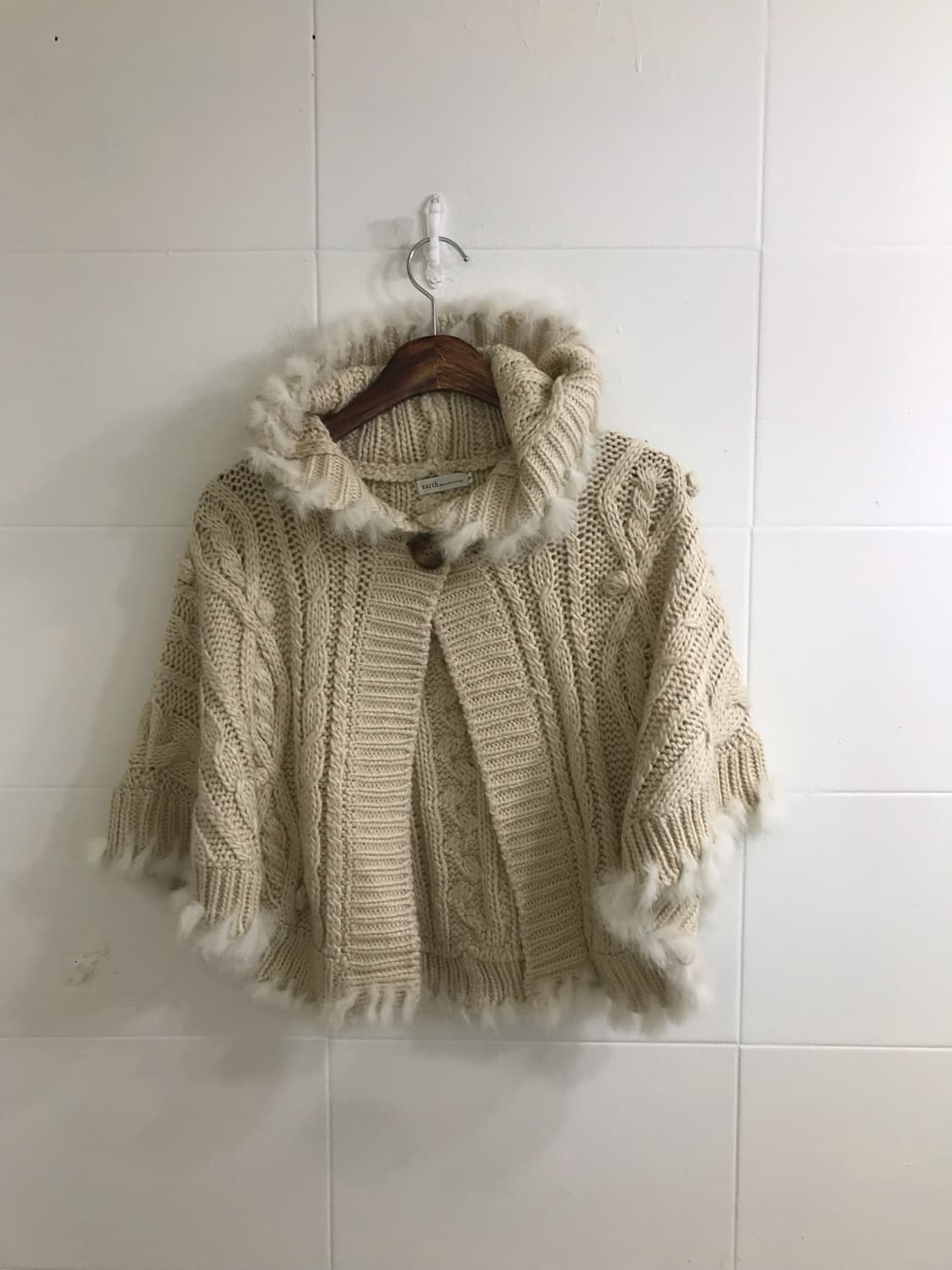 달천깔 사와코 케이프 코트 가디건 아이보리 코디세트 상품이미지5