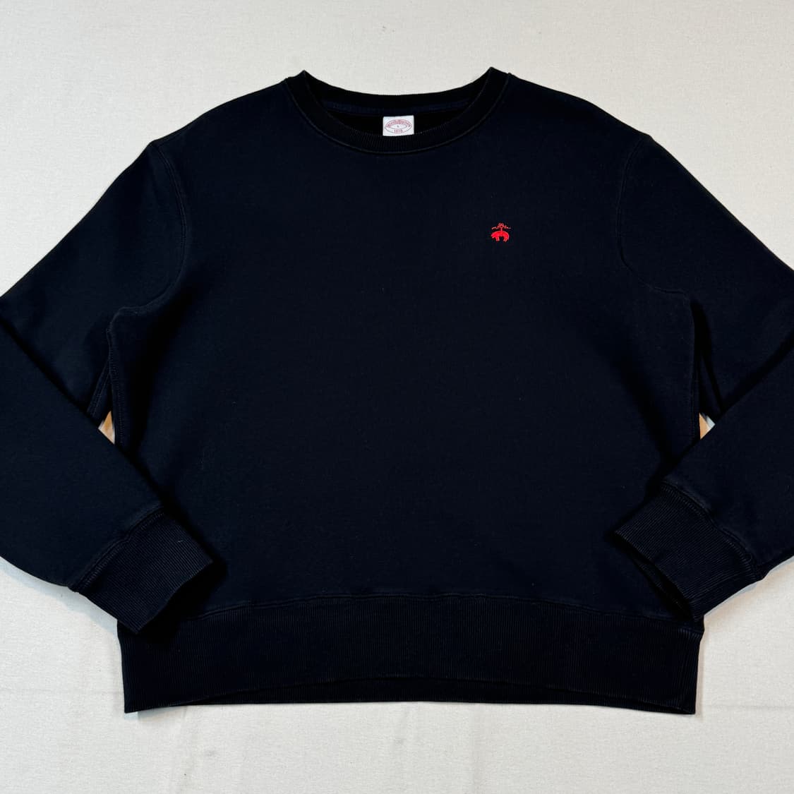 L) 브룩스브라더스 레드 로고 맨투맨 블랙 상품이미지2