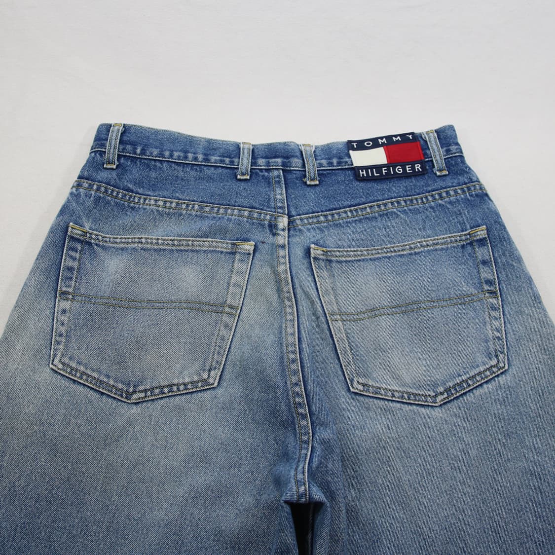 (착용컷) TOMMY HILFIGER 데님 팬츠 (남성용 31) 상품이미지9