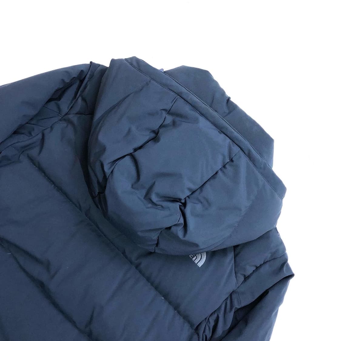 노스페이스 네이비 후드 숏패딩 상품이미지4