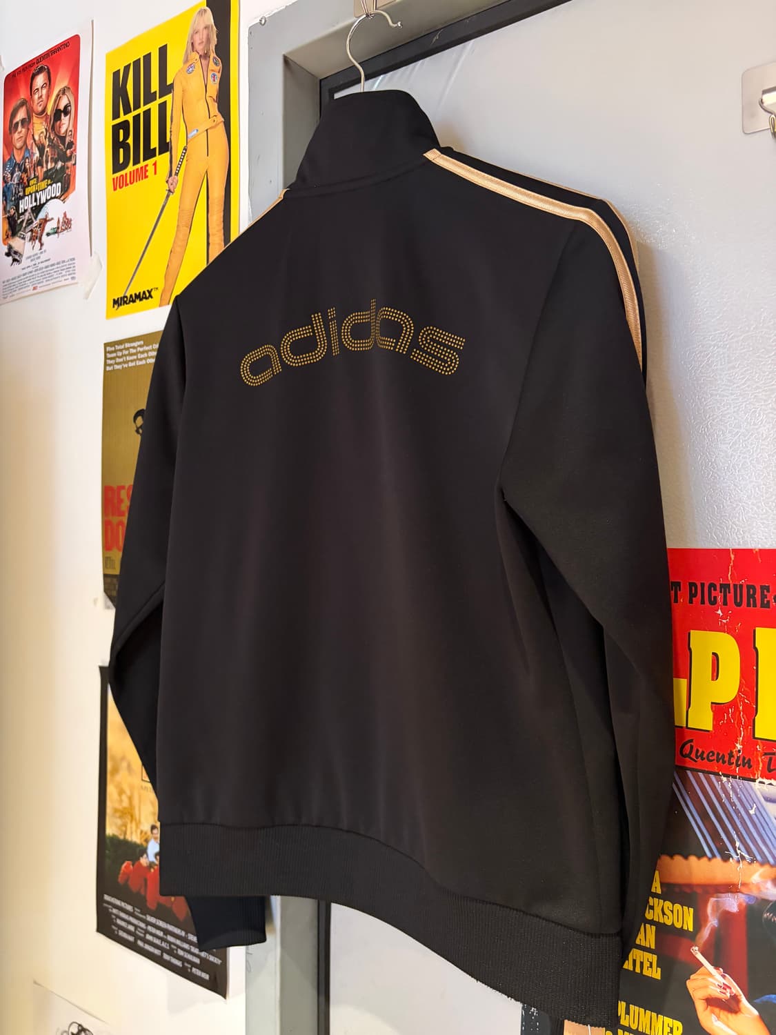 아디다스 블랙 골드 로고 트랙탑 져지 상품이미지3