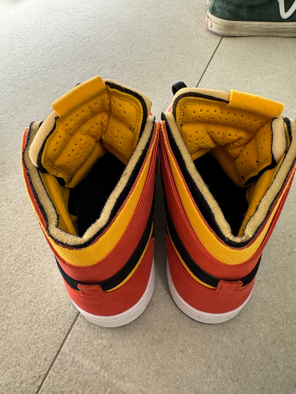 완전 새것수준 1번착용 / 나이키 에어 조던 레드 280  상품이미지3