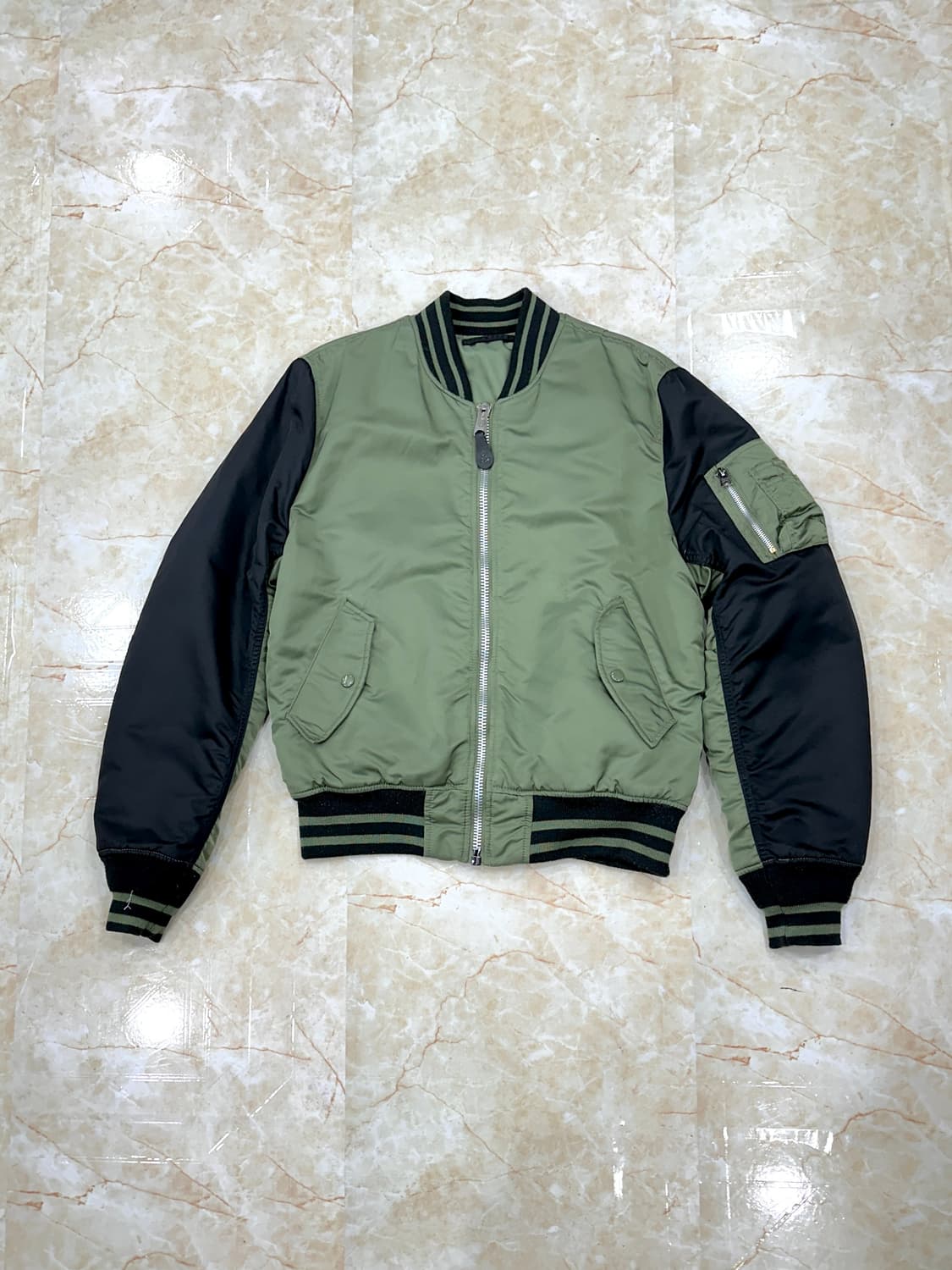 알파인더스트리 리버시블 MA-1 항공점퍼 상품이미지2