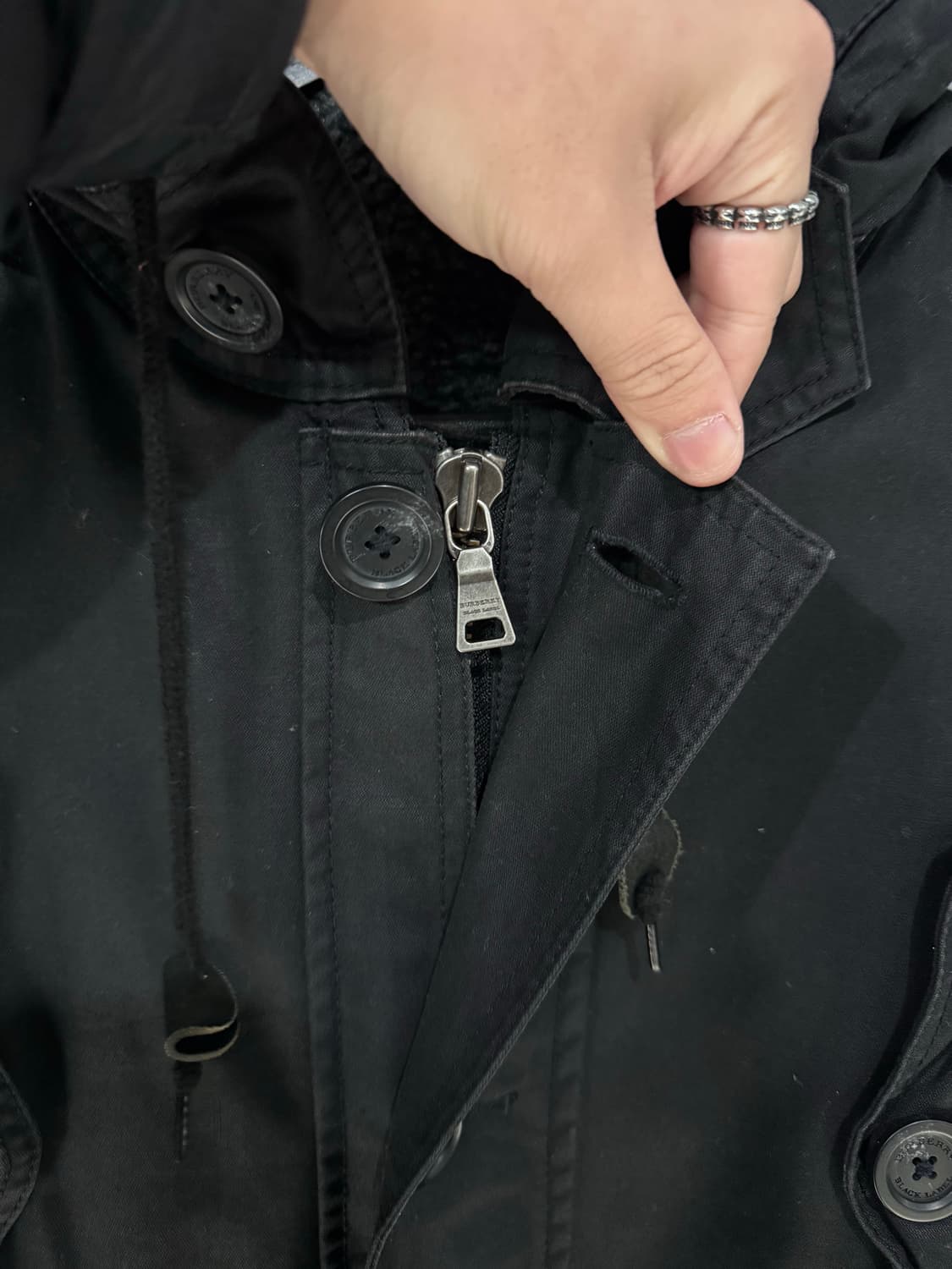 버버리 블랙라벨 피쉬테일 파카 상품이미지4