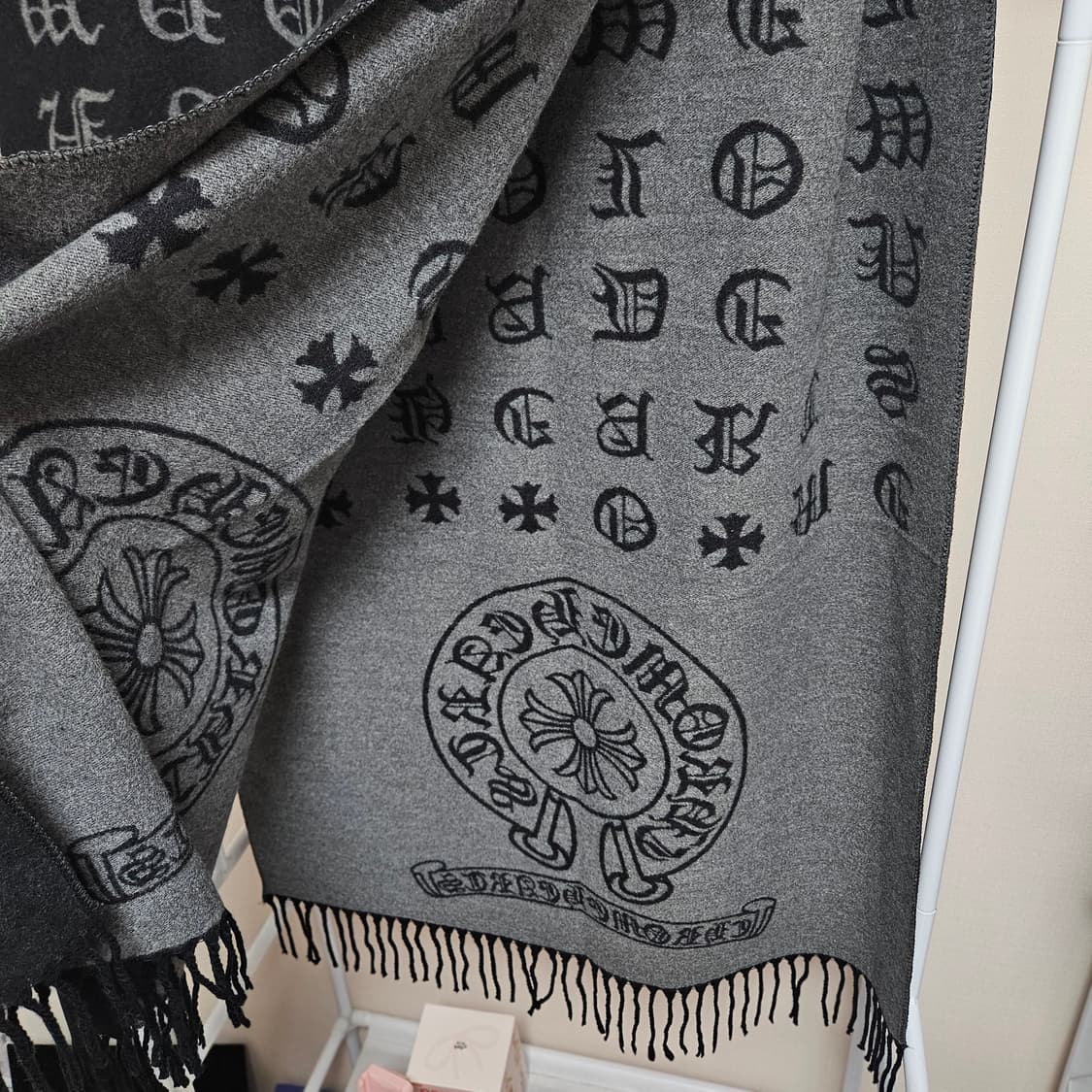 크롬하츠 더블컬러 머플러 블랙 새상품 상품이미지2