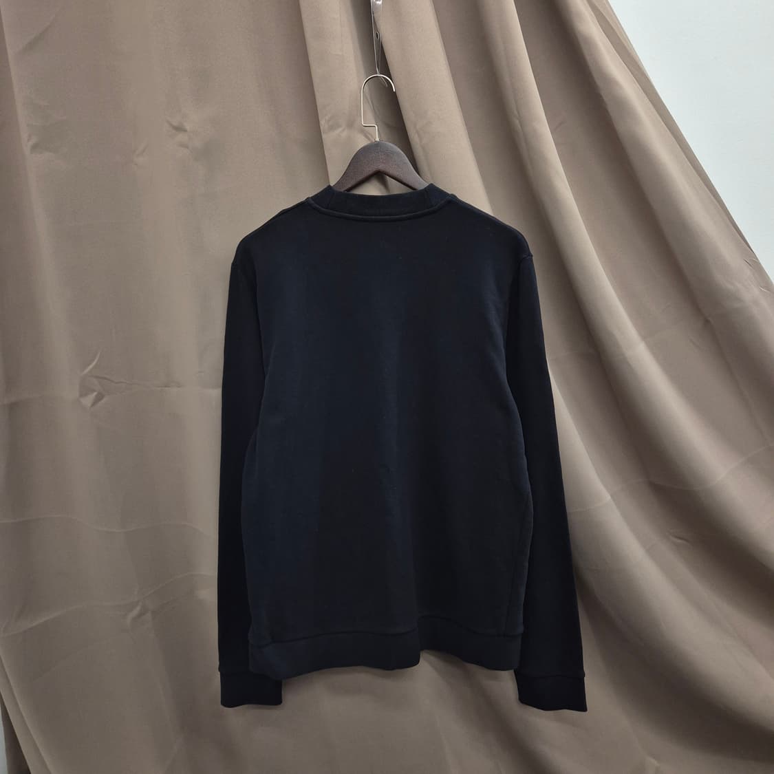 코스 맨투맨 L 상품이미지4