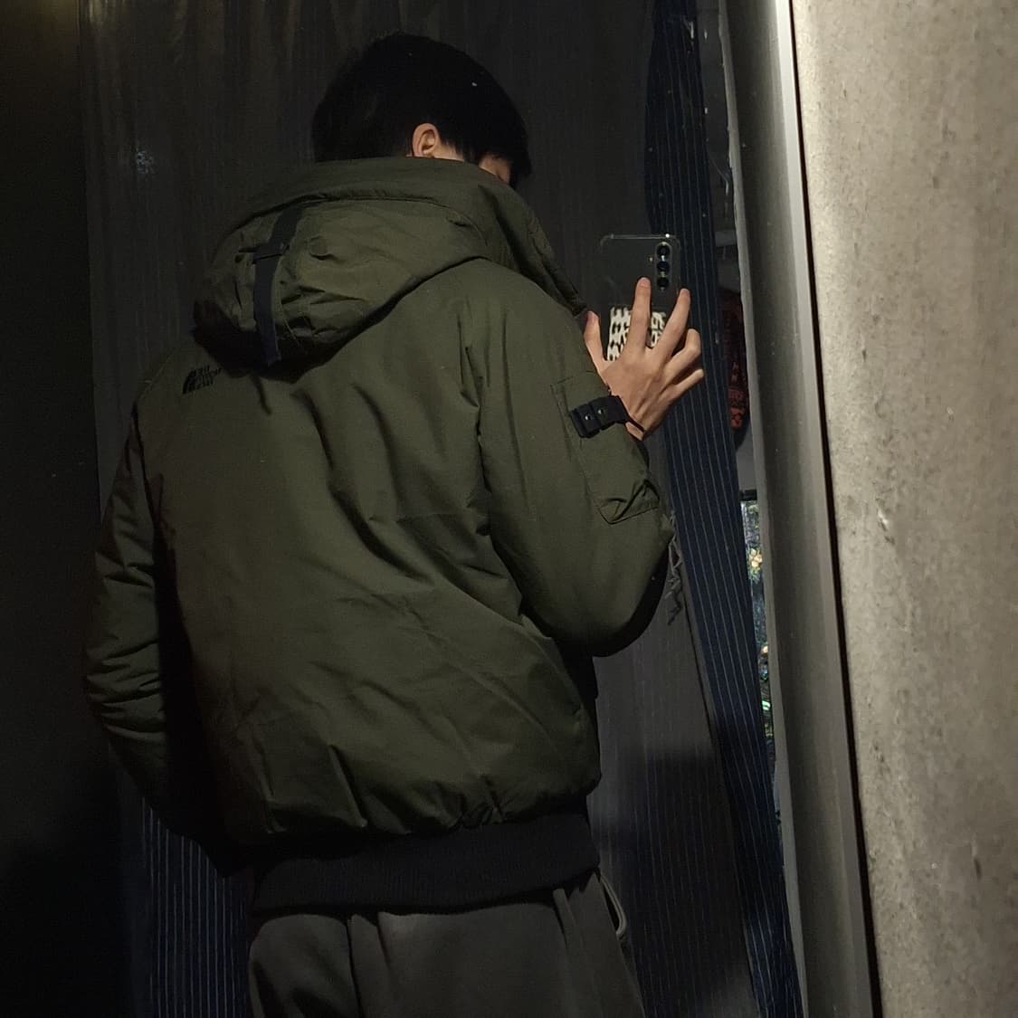 노스페이스 카키 블랙 배색 화이트라벨 암포켓 오리털 봄버 패딩 점퍼 M 상품이미지3